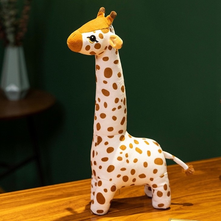 BEYMAN Super Soft Plush Giraffe Stuffed Animal Toy Embroidered , 40cm+ For Toddlers high quality